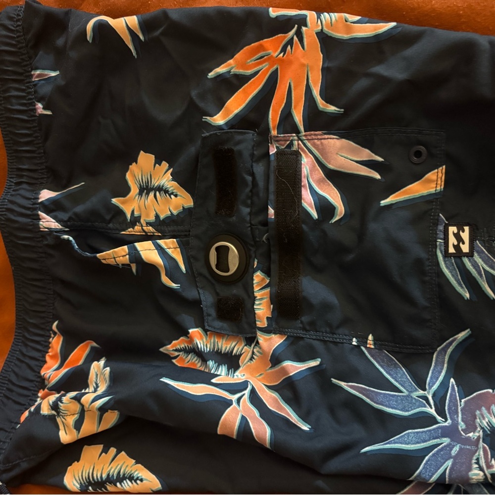 Billabong Recycled material Layback Floral Printed board shorts.